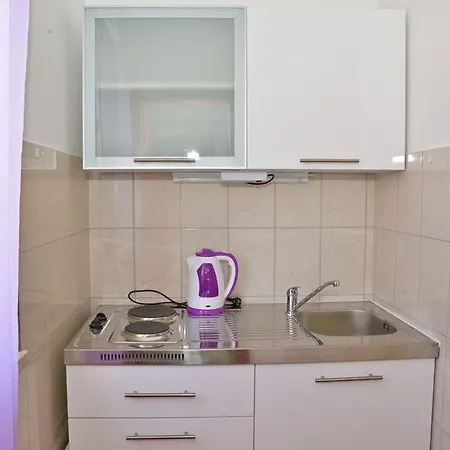 Jadranko 3* زادار